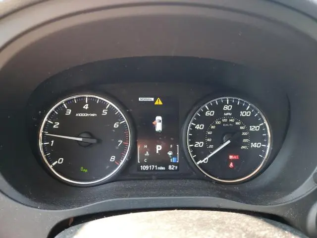 2019 MITSUBISHI OUTLANDER SE  
