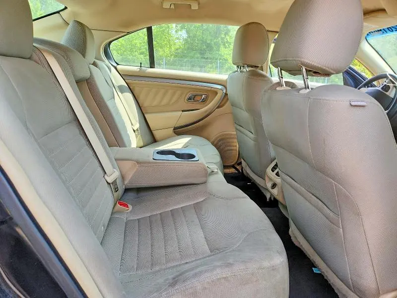 2016 FORD TAURUS SE  