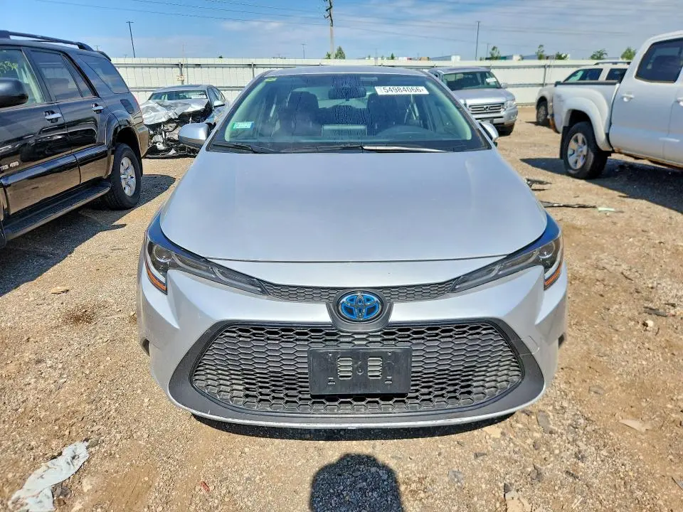 2021 TOYOTA COROLLA LE  