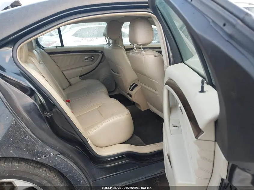 2013 FORD TAURUS LIMITED