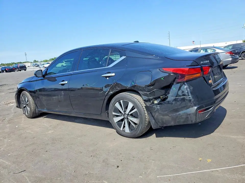 2019 NISSAN ALTIMA SV  