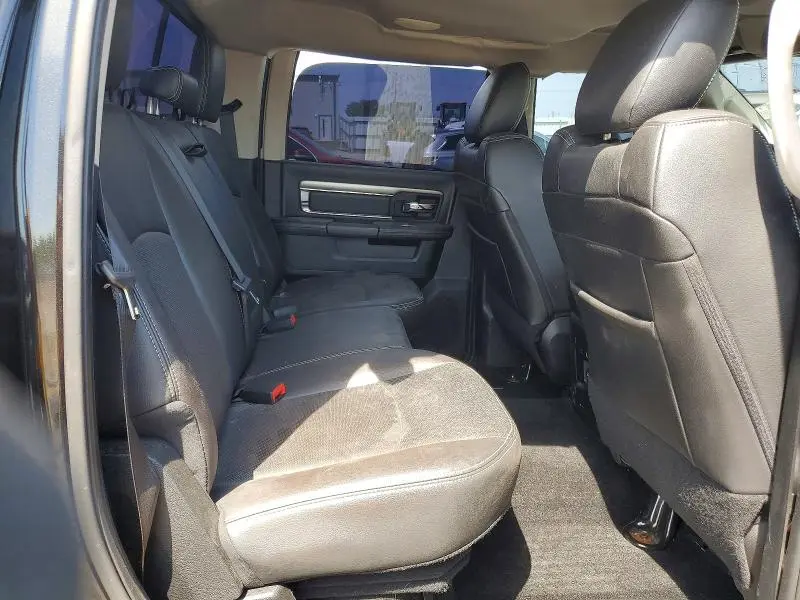 2015 RAM 1500 SPORT  