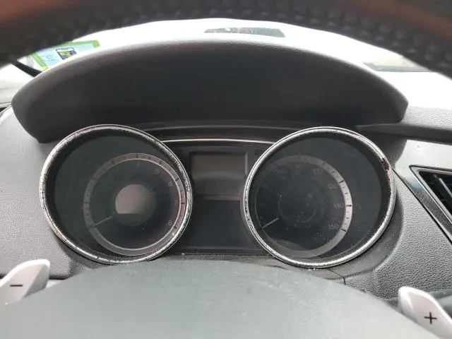 2014 HYUNDAI SONATA SE  