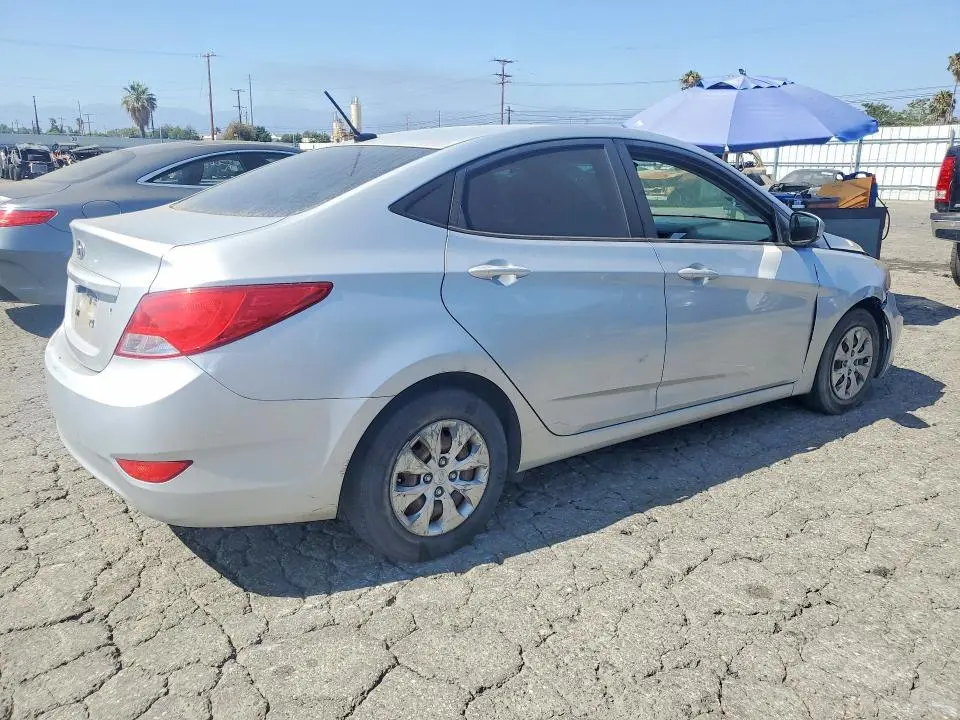 2015 HYUNDAI ACCENT GLS  