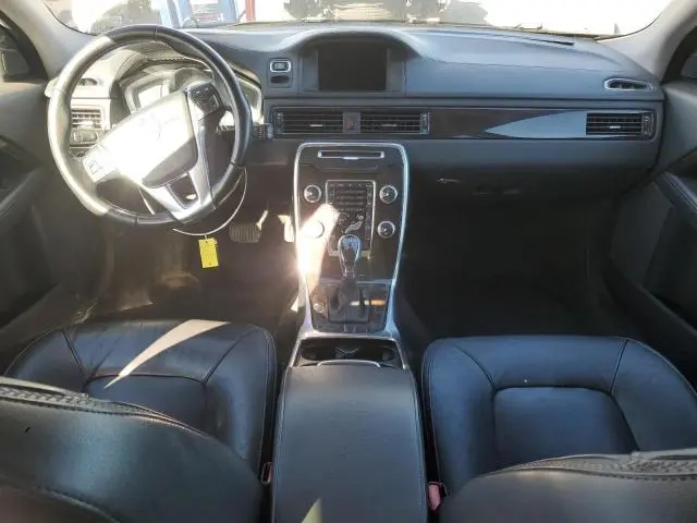 2016 VOLVO XC70 T5 CLASSIC PREMIER  