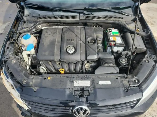 2012 VOLKSWAGEN JETTA SE  