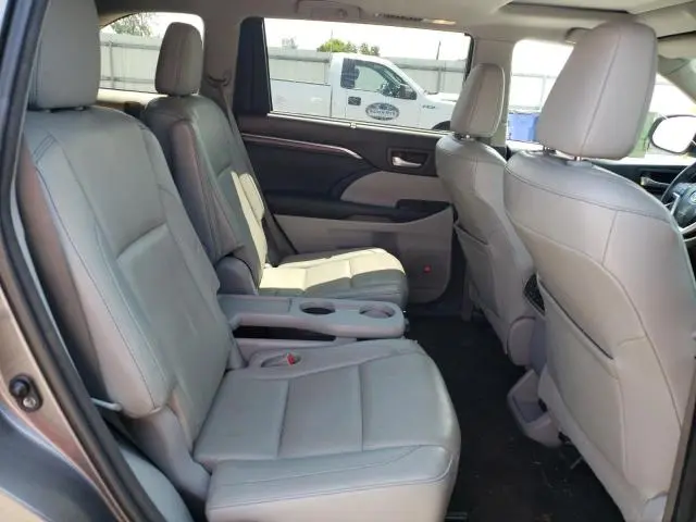2015 TOYOTA HIGHLANDER LIMITED  