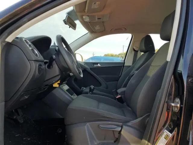 2012 VOLKSWAGEN TIGUAN S  