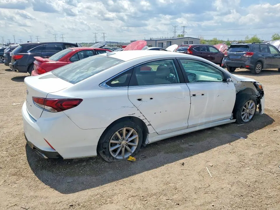 2018 HYUNDAI SONATA SE  