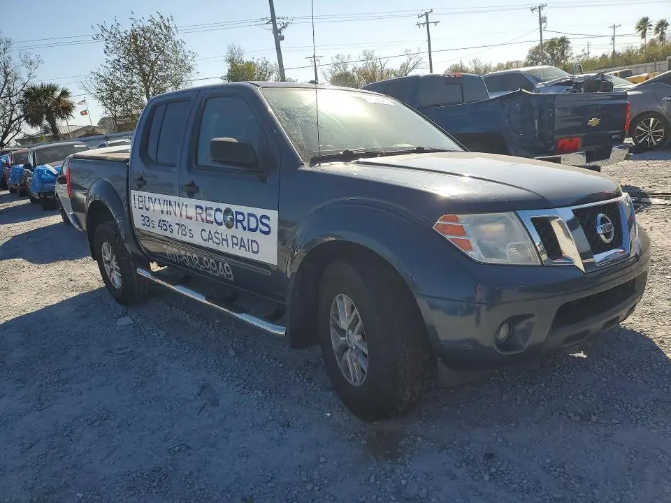 2017 NISSAN FRONTIER S  