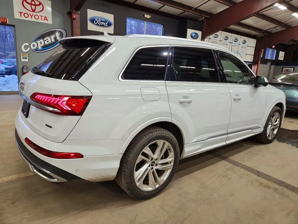 2021 AUDI Q7 PREMIUM  