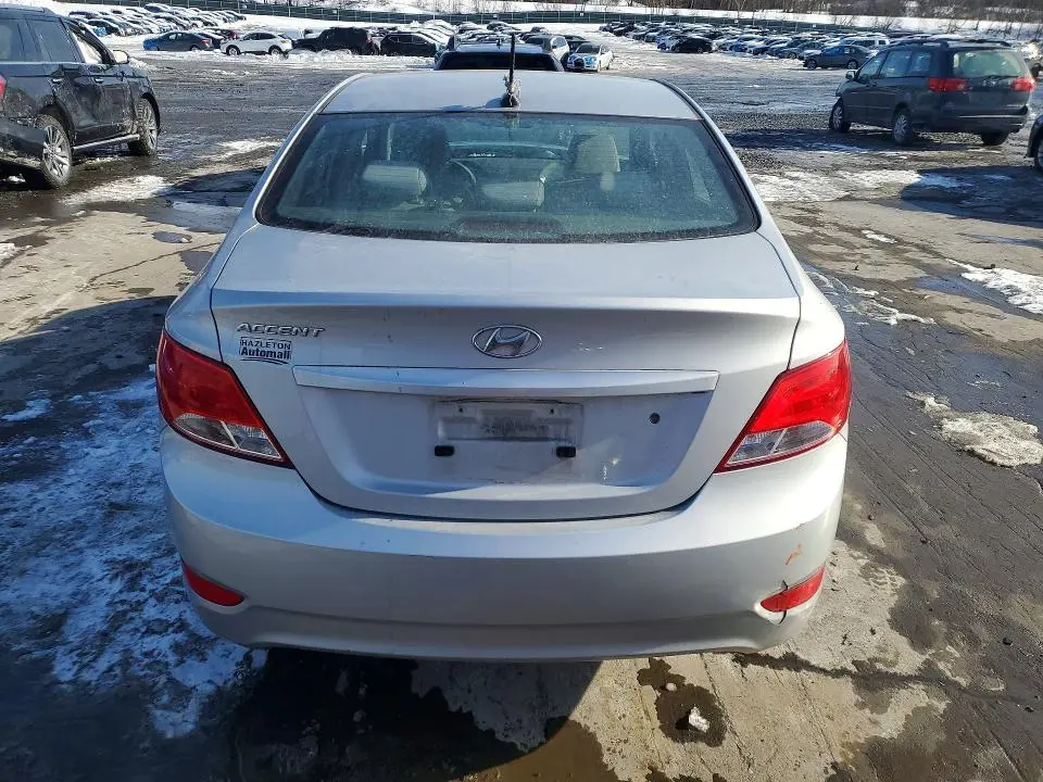 2016 HYUNDAI ACCENT SE  