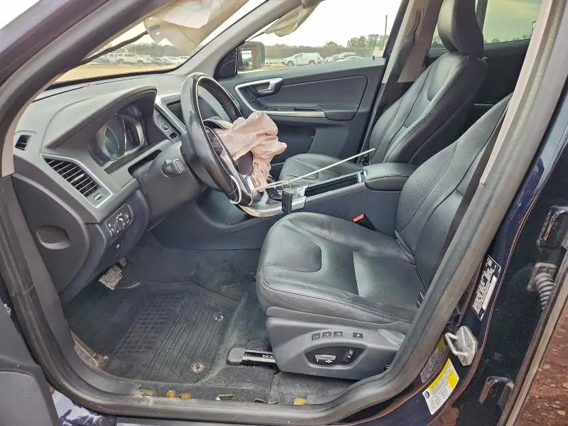 2016 VOLVO XC60 T6 PREMIER  