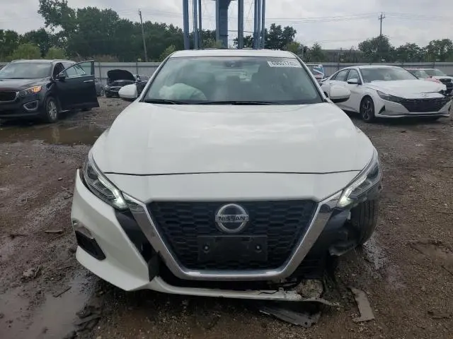2022 NISSAN ALTIMA SV