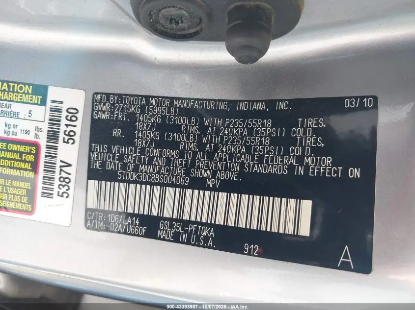 2011 TOYOTA SIENNA LIMITED