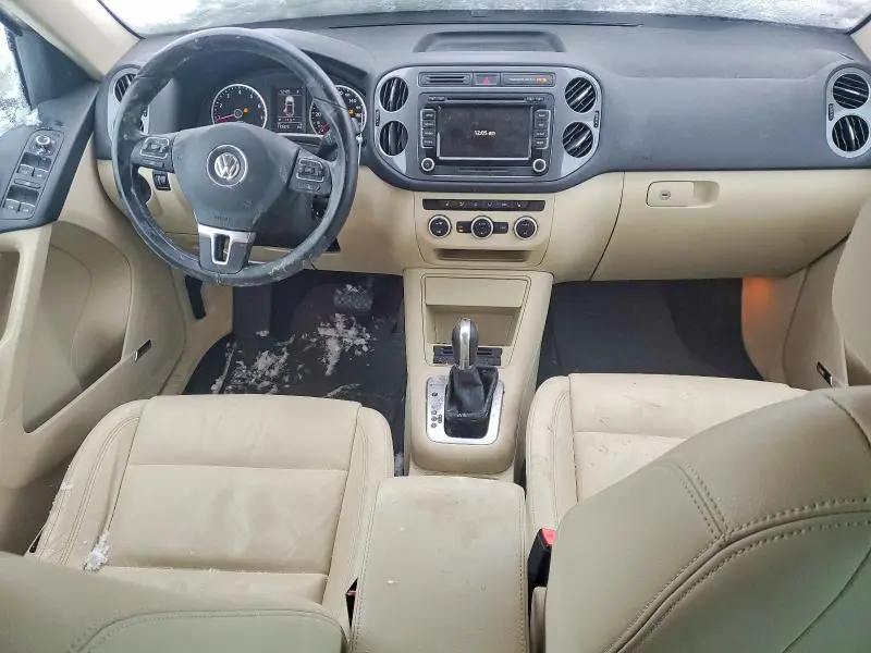 2014 VOLKSWAGEN TIGUAN S  