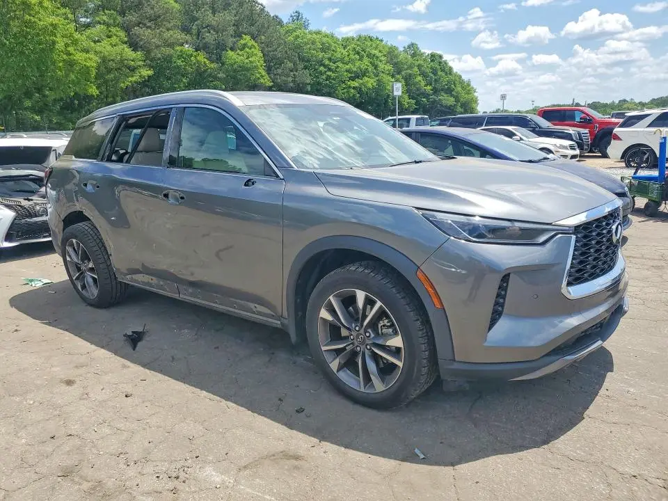 2022 INFINITI QX60 LUXE  