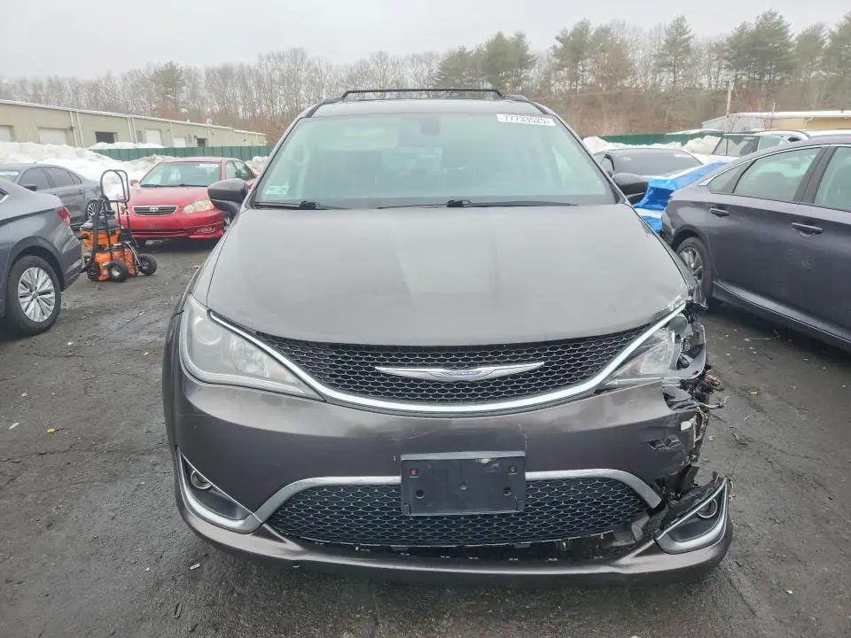 2017 CHRYSLER PACIFICA TOURING L  