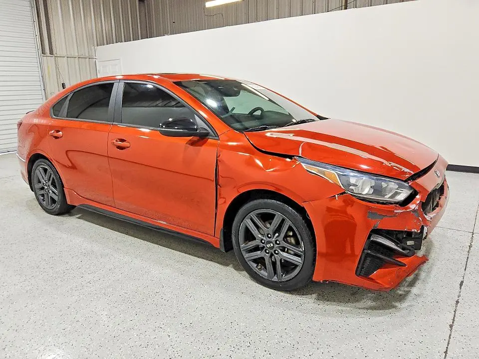 2021 KIA FORTE GT-LINE  