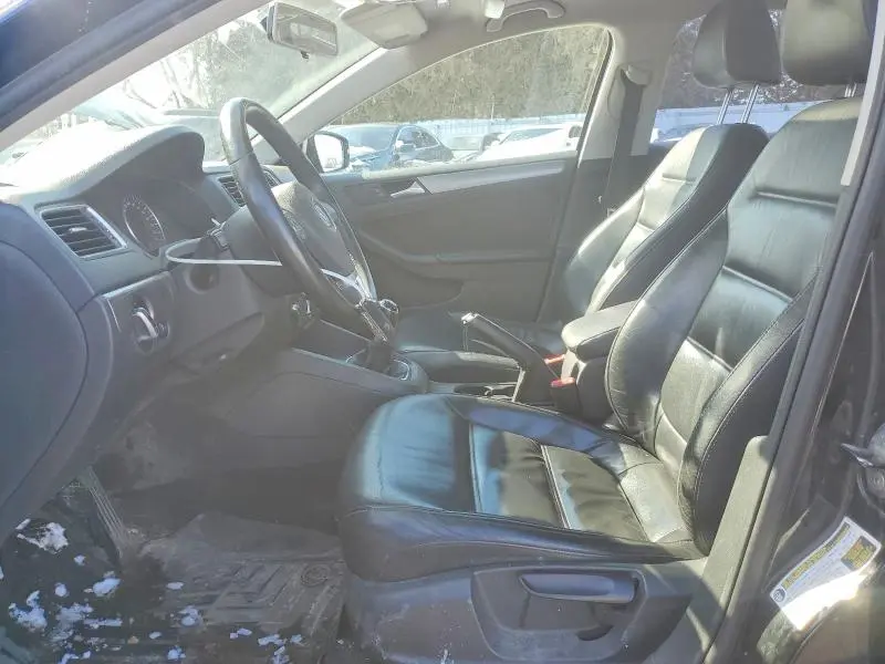 2013 VOLKSWAGEN JETTA SEL  