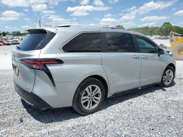 2024 TOYOTA SIENNA LIMITED  