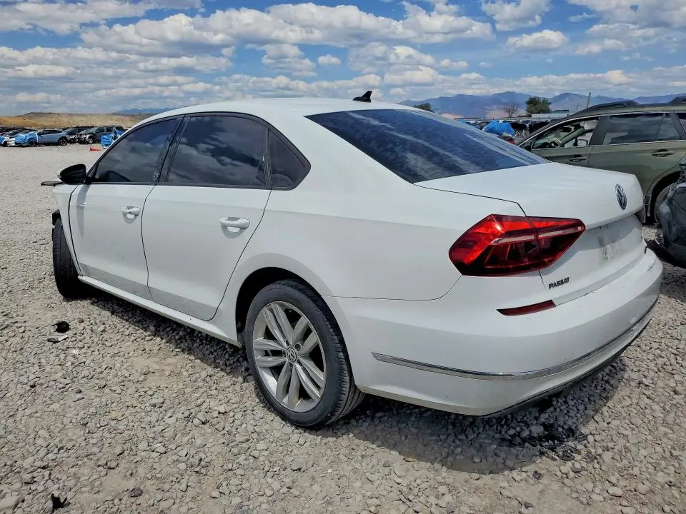 2019 VOLKSWAGEN PASSAT WOLFSBURG  