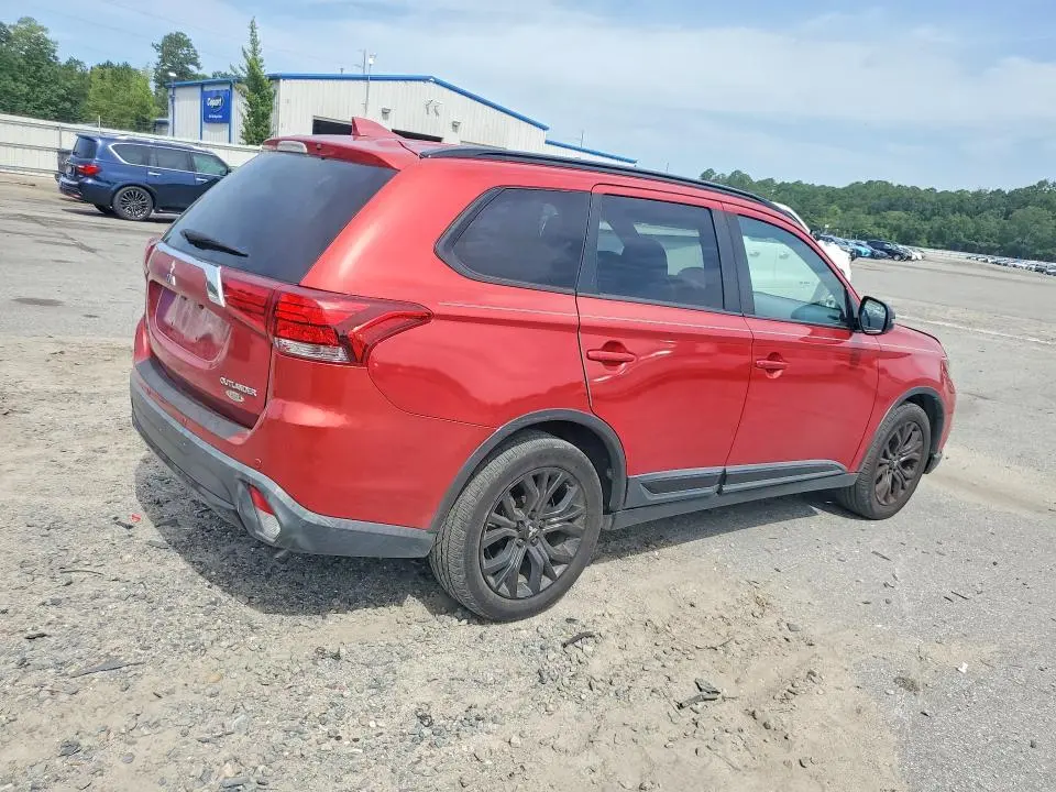 2018 MITSUBISHI OUTLANDER SE  