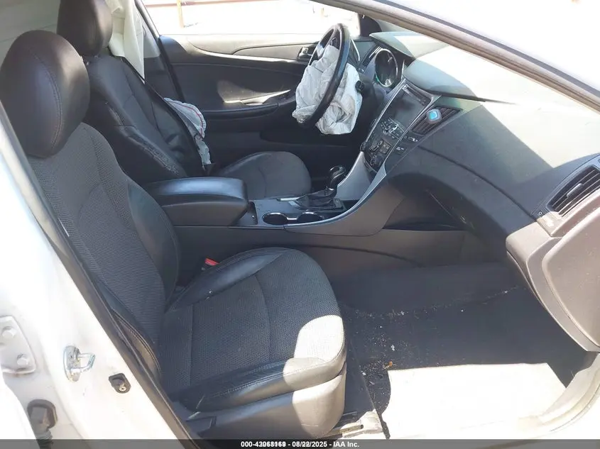 2011 HYUNDAI SONATA SE 2.0T