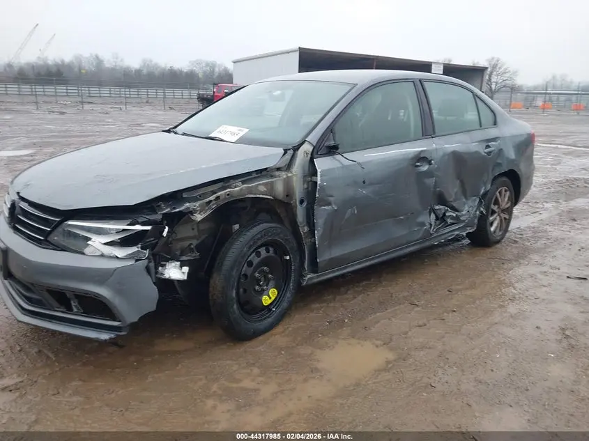 2015 VOLKSWAGEN JETTA 1.8T SE