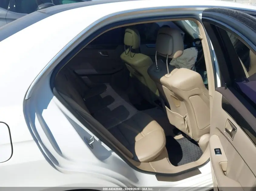 2012 MERCEDES-BENZ AMG E 63  