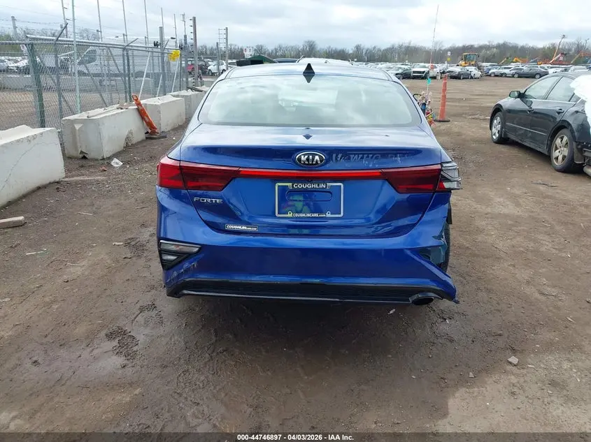 2019 KIA FORTE LXS