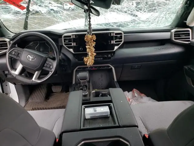 2025 TOYOTA TUNDRA CREWMAX SR  