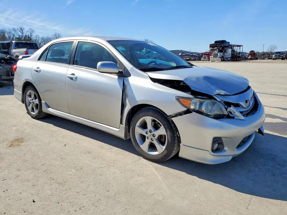 2013 TOYOTA COROLLA BASE  