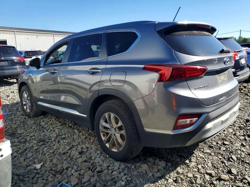 2019 HYUNDAI SANTA FE SE  