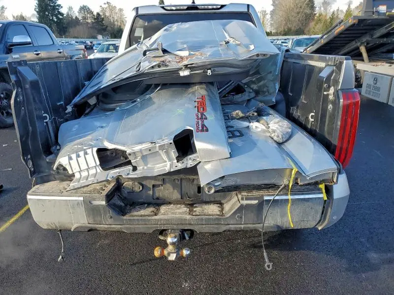 2023 TOYOTA TUNDRA CREWMAX SR5  