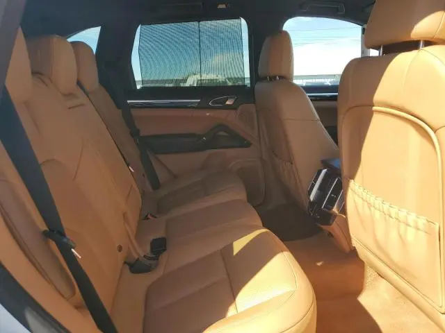 2014 PORSCHE CAYENNE S  