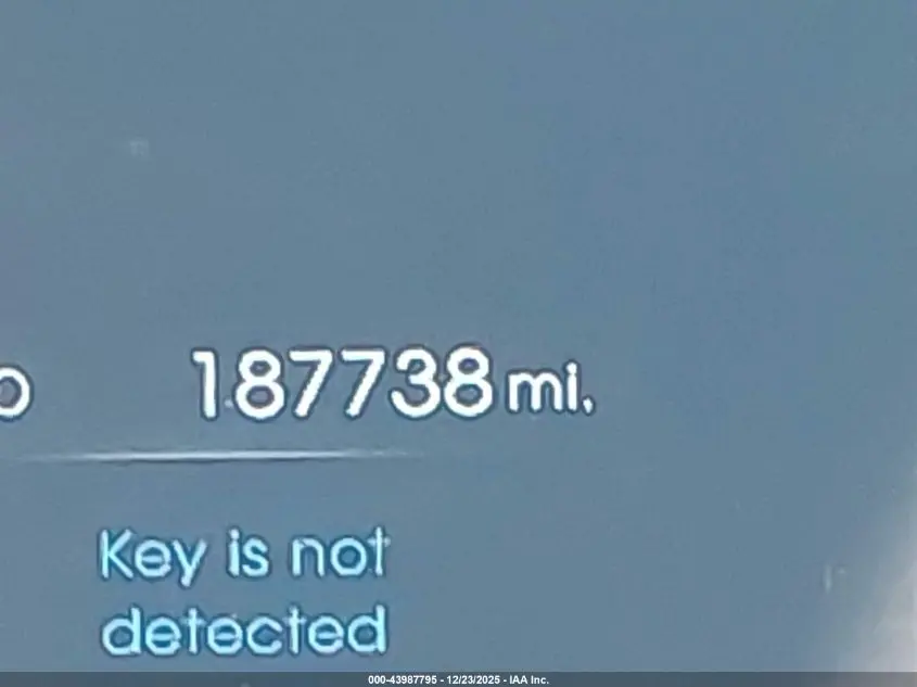 2013 HYUNDAI GENESIS 3.8