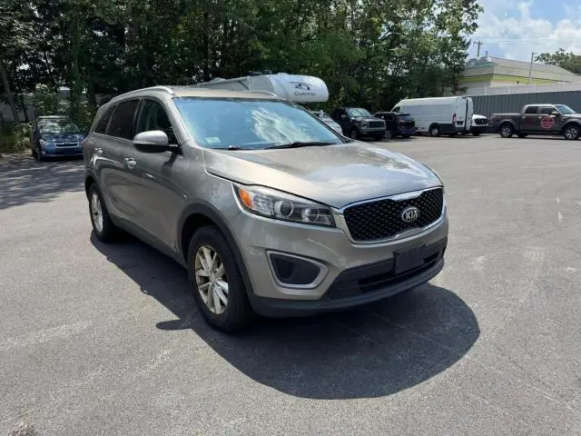 2016 KIA SORENTO LX  