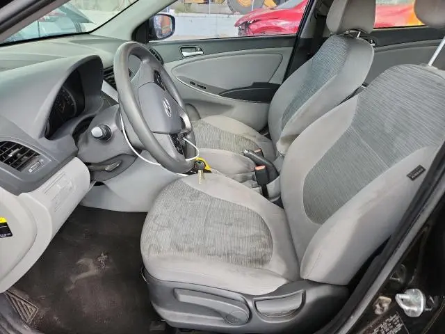 2015 HYUNDAI ACCENT GLS  