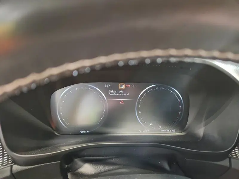 2021 VOLVO XC40 T5 R-DESIGN  