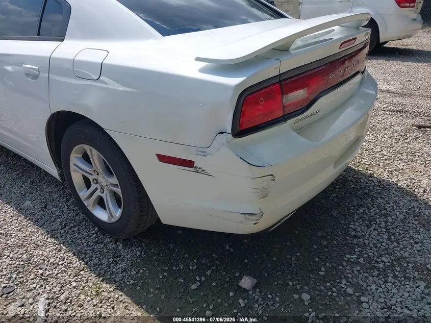 2013 DODGE CHARGER SE