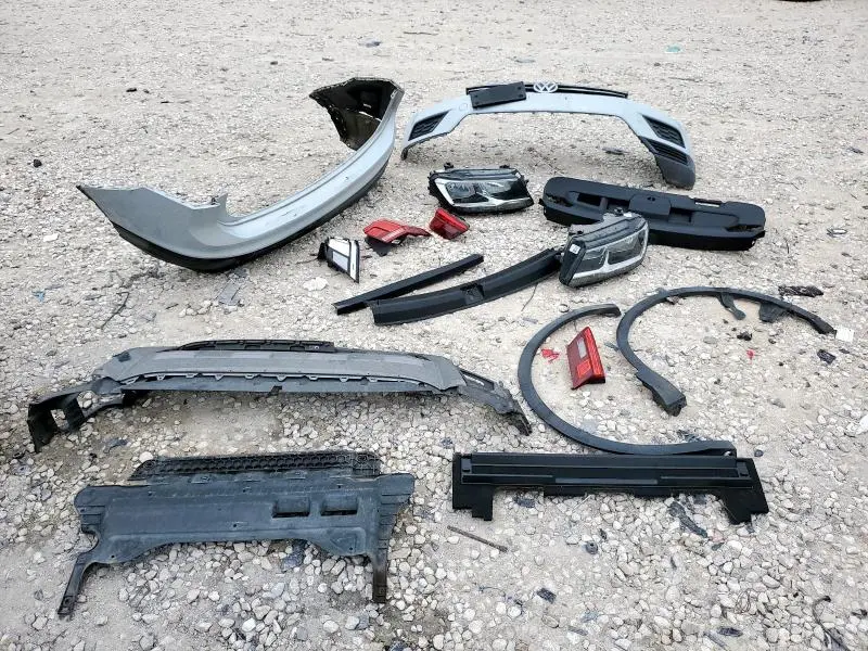 2018 VOLKSWAGEN TIGUAN S  