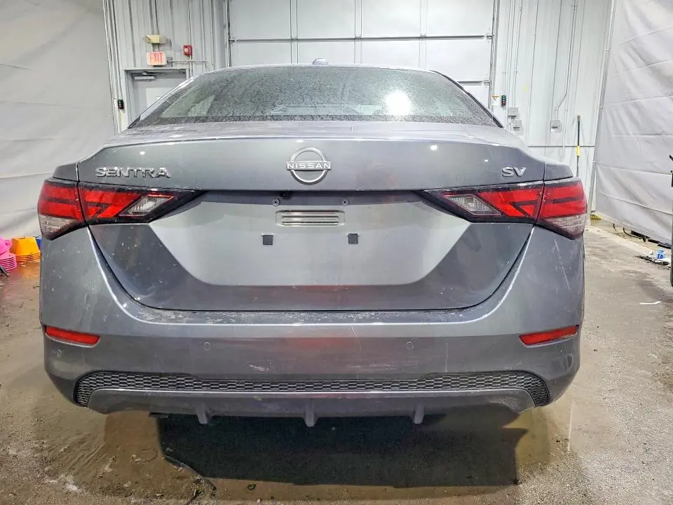 2024 NISSAN SENTRA SV  