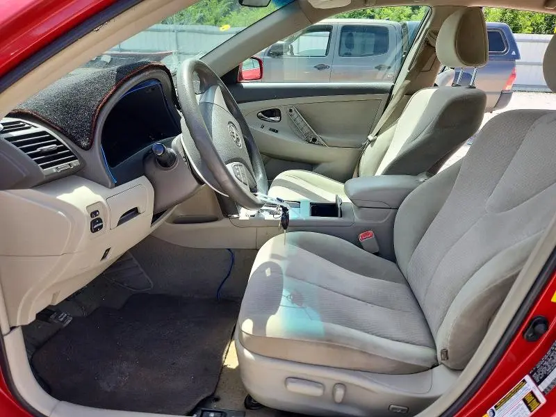 2011 TOYOTA CAMRY LE  