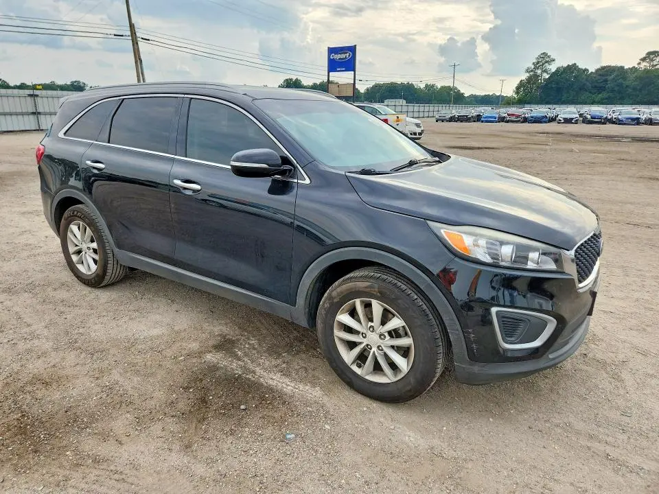 2018 KIA SORENTO LX  