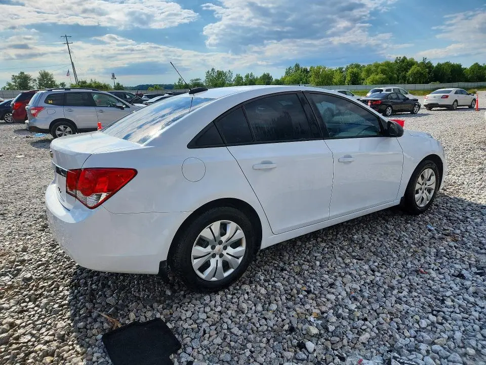 2015 CHEVROLET CRUZE LS  
