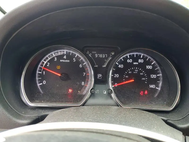 2015 NISSAN VERSA 1.6 SV  