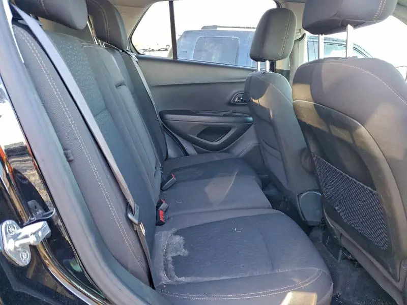 2021 CHEVROLET TRAX LS  