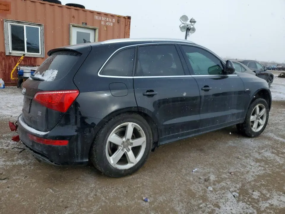2011 AUDI Q5 PREMIUM PLUS  