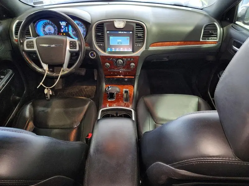 2012 CHRYSLER 300 LIMITED  